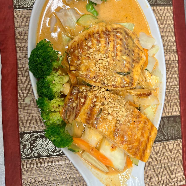 SP15. (D) Salmon Curry.