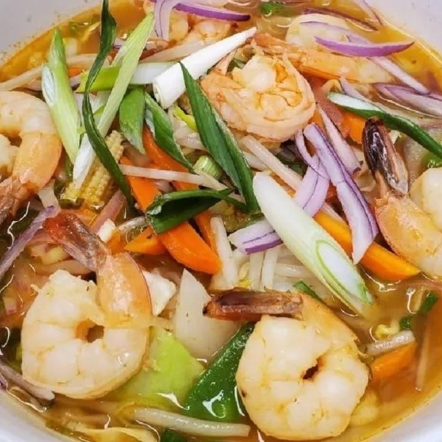 F10. Tom Yum Noodle Soup.
