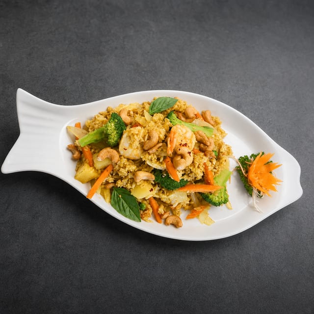 SP11. (D) Pineapple Fried Rice.